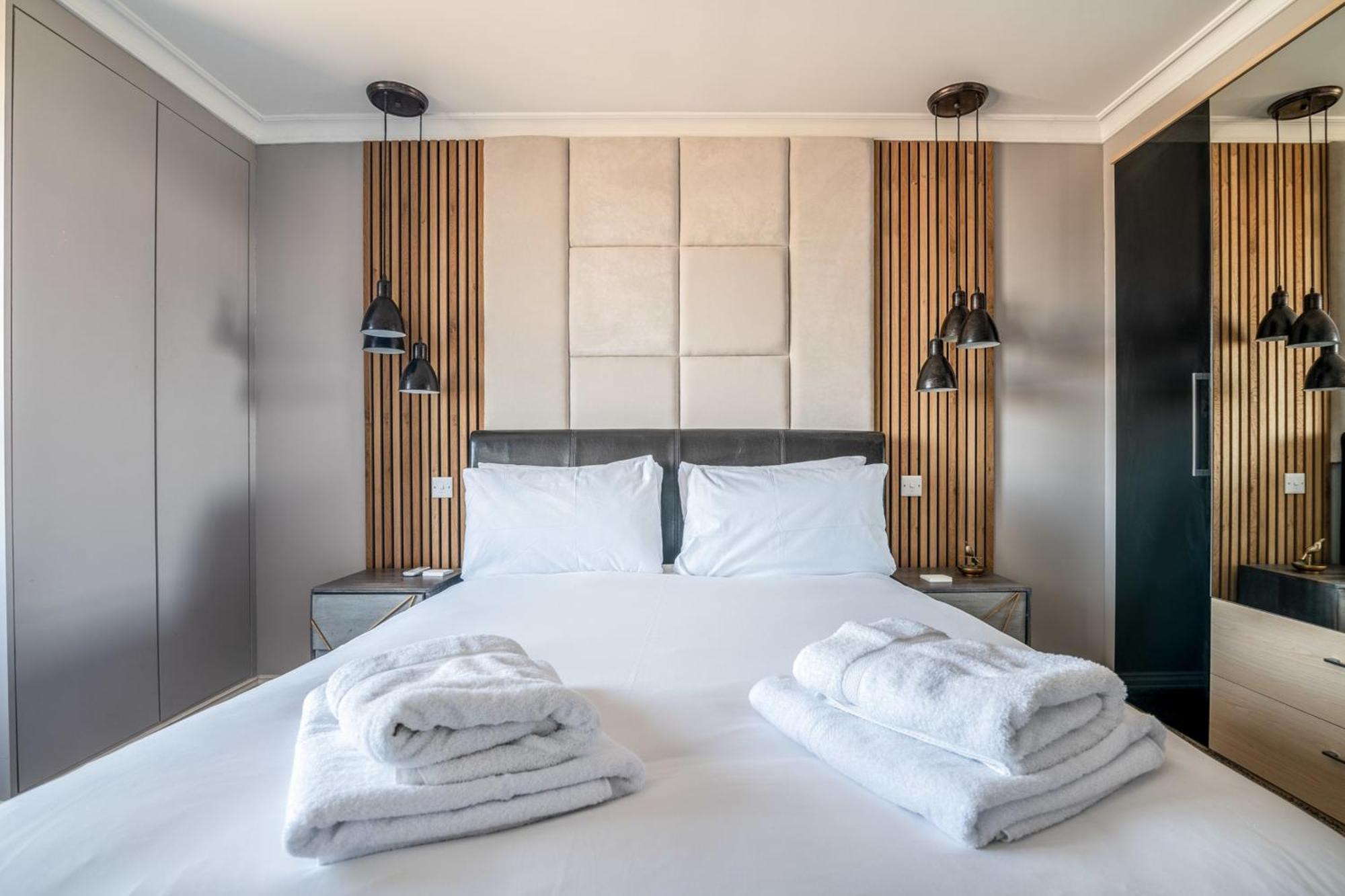Canary Wharf Retreat With Free Secure Parking Лондон Екстериор снимка