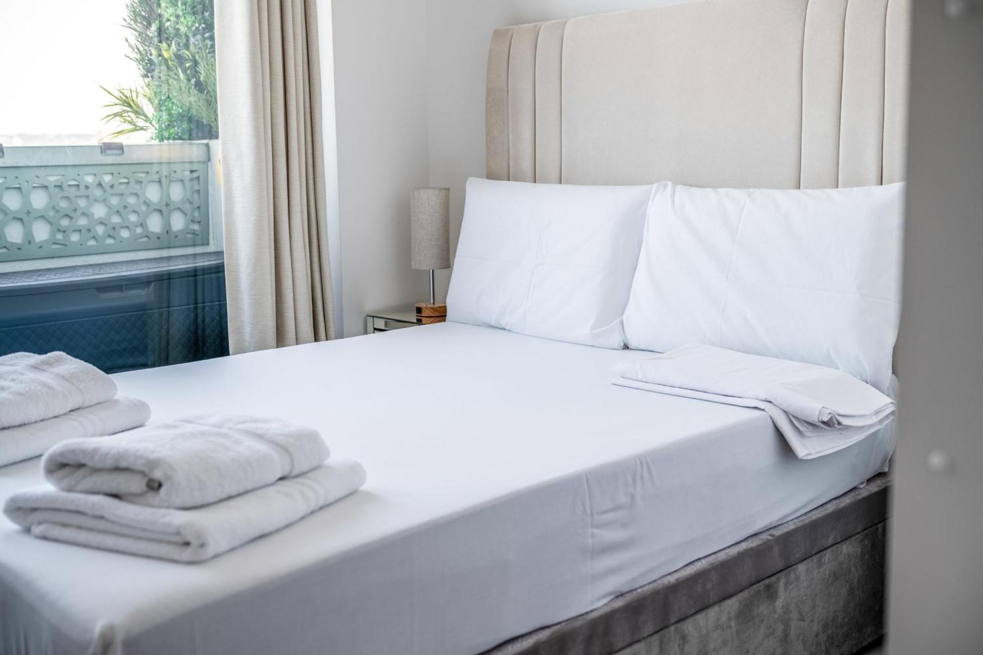 Canary Wharf Retreat With Free Secure Parking Лондон Екстериор снимка