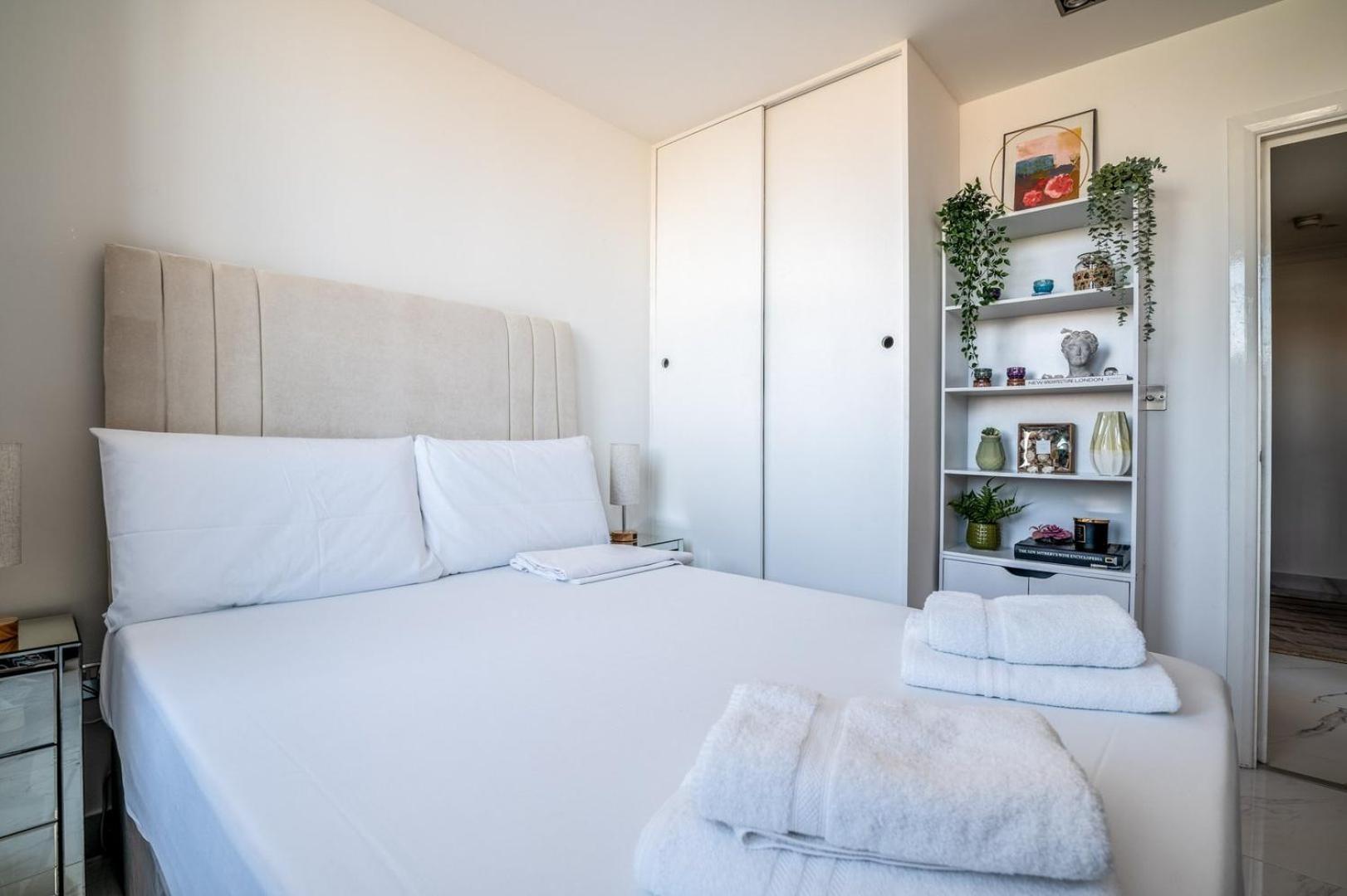 Canary Wharf Retreat With Free Secure Parking Лондон Екстериор снимка